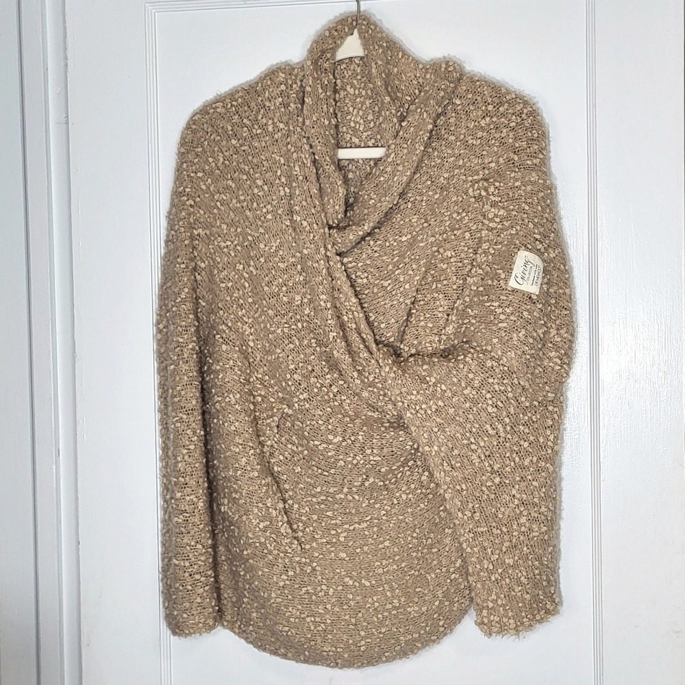 Demdaco Womens Giving Shawl Camel Popcorn Knit Pocket Wrap Scarf Tan One SizeNWT